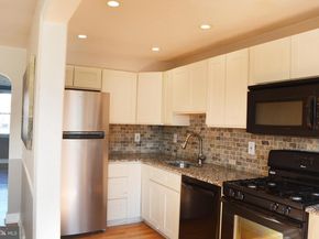 1016 Poplar Avenue, Glenolden PA 19036