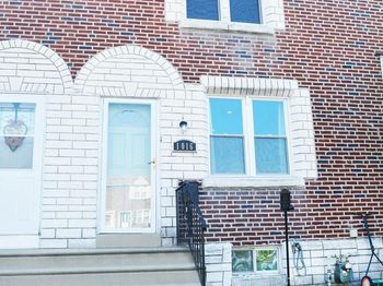 1016 Poplar Avenue