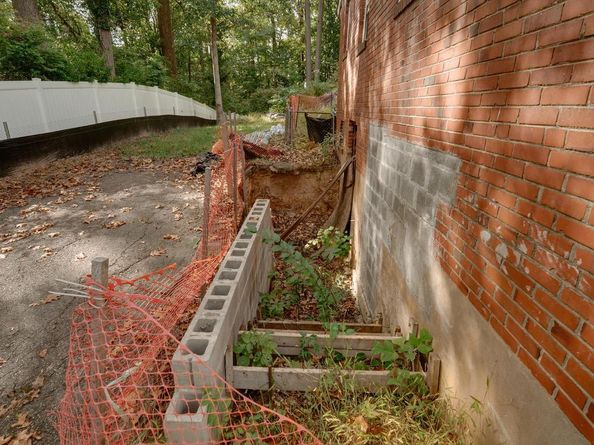 6649 Kerns Road, Falls Church VA 22042