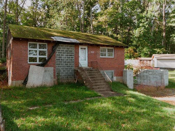 6649 Kerns Road, Falls Church VA 22042