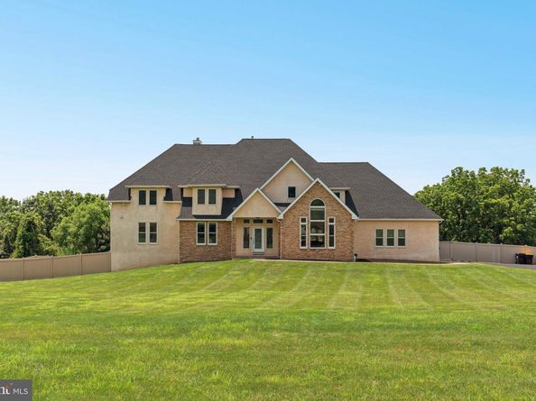 2145 2nd Street, Newtown PA 18940