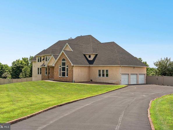 2145 2nd Street, Newtown PA 18940