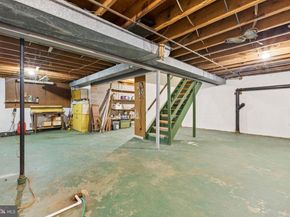 6108 Larstan Drive, Alexandria VA 22312