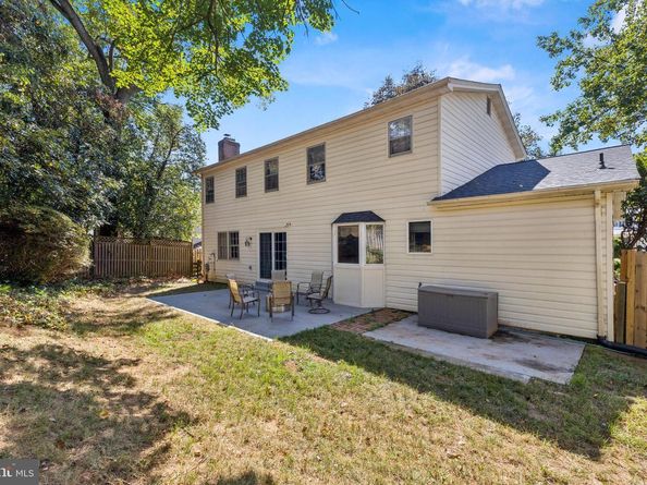 6108 Larstan Drive, Alexandria VA 22312