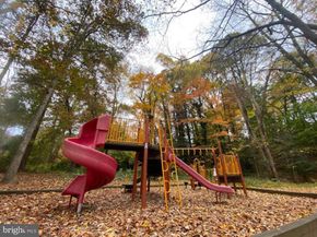 6108 Larstan Drive, Alexandria VA 22312