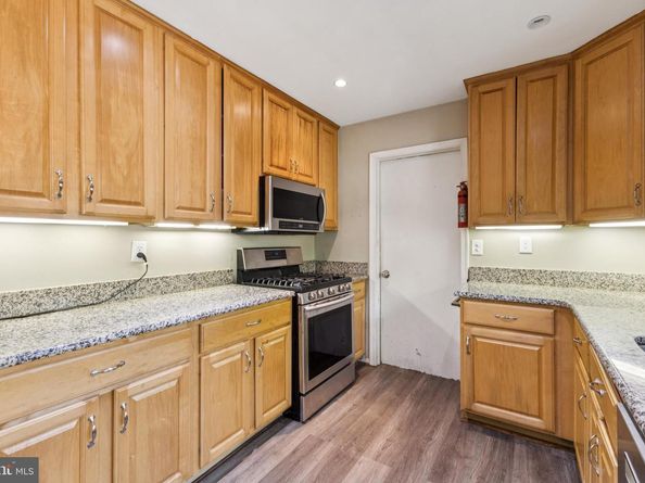 6108 Larstan Drive, Alexandria VA 22312