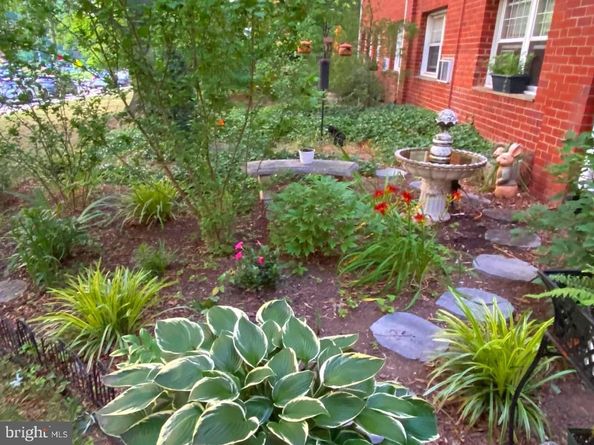 3325 Valley Drive, Alexandria VA 22302