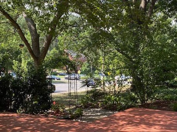 3325 Valley Drive, Alexandria VA 22302