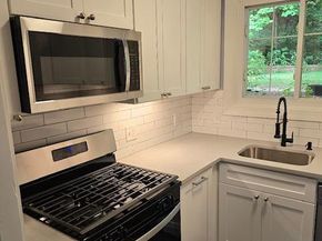 3325 Valley Drive, Alexandria VA 22302