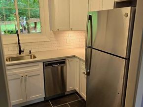 3325 Valley Drive, Alexandria VA 22302
