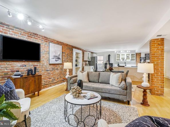 1738 T Street NW 1, Washington DC 20009