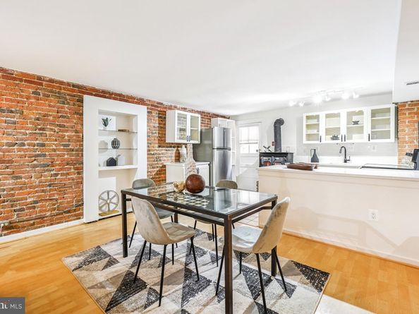 1738 T Street NW 1, Washington DC 20009