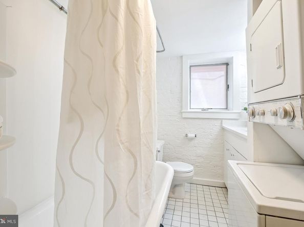 1738 T Street NW 1, Washington DC 20009