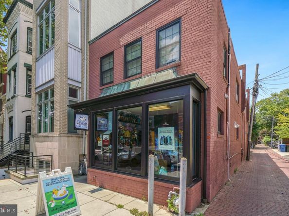 1738 T Street NW 1, Washington DC 20009