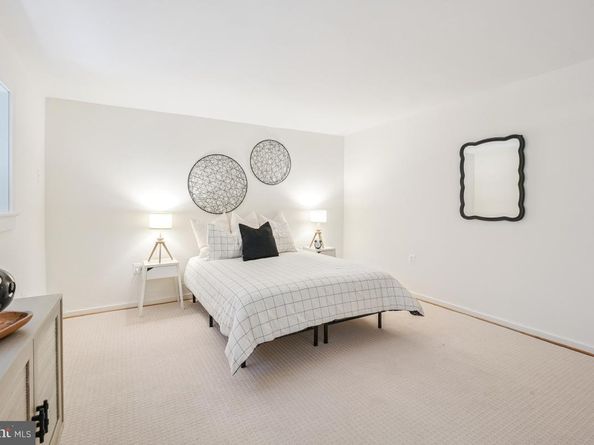 1738 T Street NW 1, Washington DC 20009