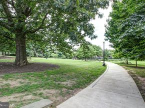 1738 T Street NW 1, Washington DC 20009