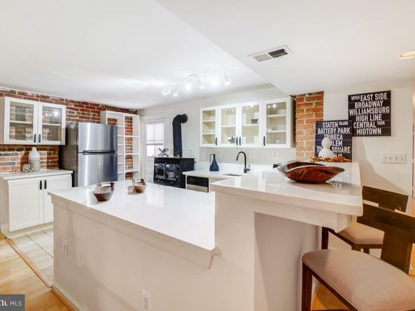 1738 T Street NW 1, Washington DC 20009