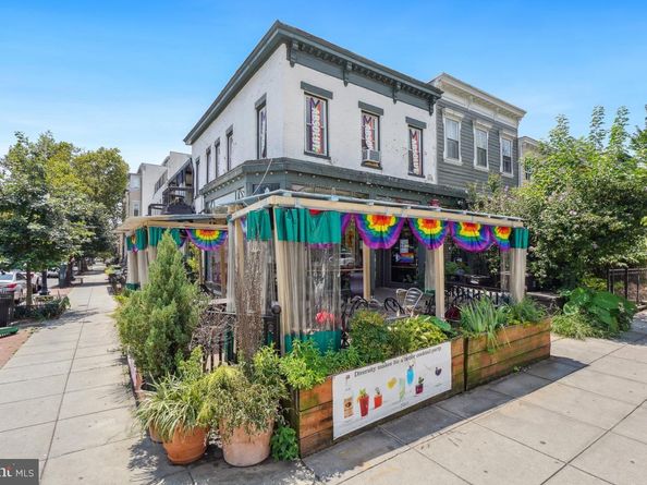 1738 T Street NW 1, Washington DC 20009