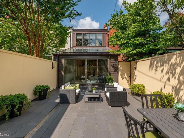 1617 35TH Street NW, Washington DC 20007