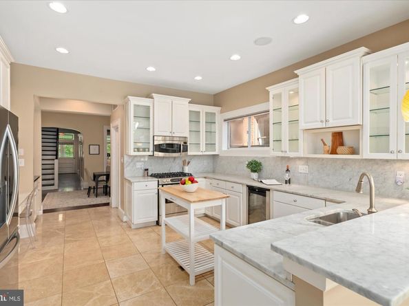 1617 35TH Street NW, Washington DC 20007
