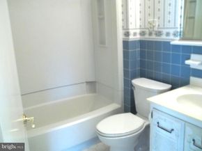 5 Broadale Road, Doylestown PA 18901
