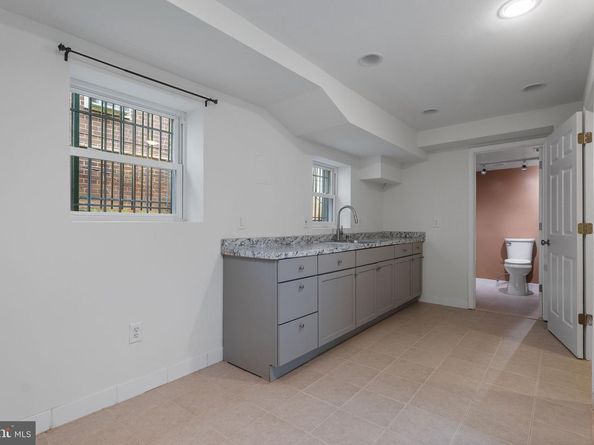 5126 Call Place SE, Washington DC 20019