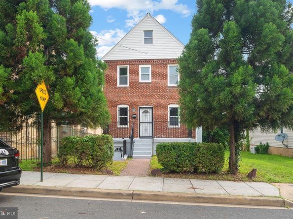 5126 Call Place SE, Washington DC 20019
