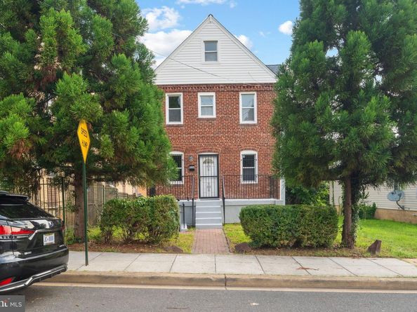 5126 Call Place SE, Washington DC 20019