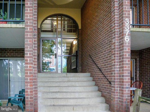 3376 Woodburn Road 24, Annandale VA 22003