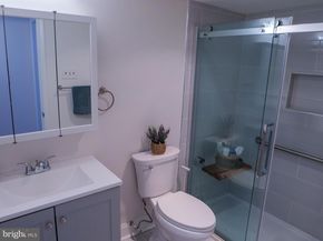 3376 Woodburn Road 24, Annandale VA 22003