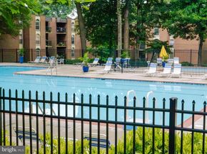 3376 Woodburn Road 24, Annandale VA 22003
