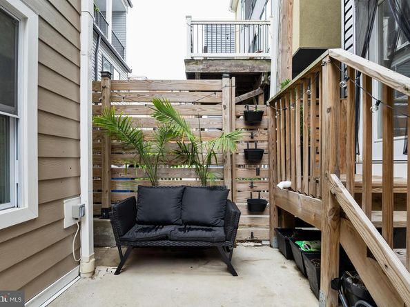 858 N Leithgow Street, Philadelphia PA 19123