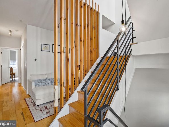 858 N Leithgow Street, Philadelphia PA 19123