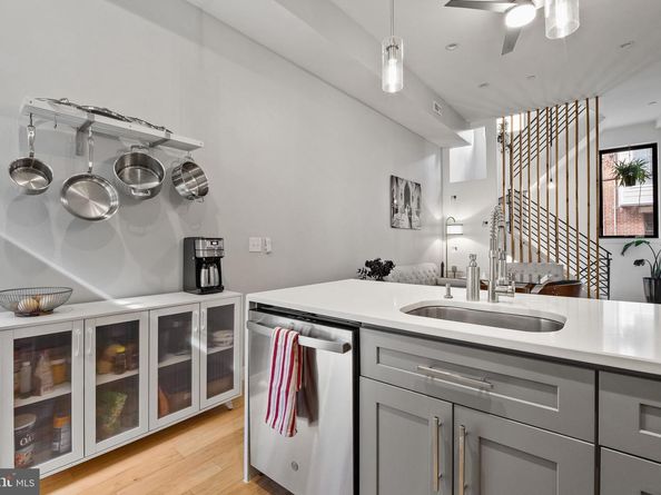 858 N Leithgow Street, Philadelphia PA 19123