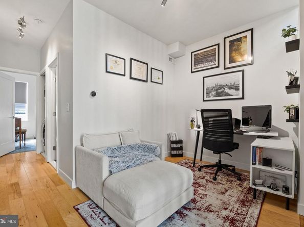 858 N Leithgow Street, Philadelphia PA 19123