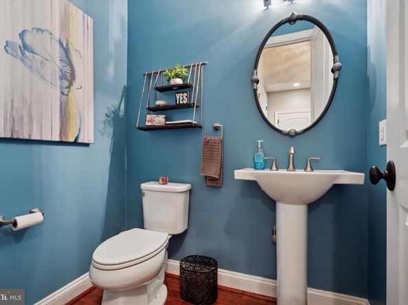 204 Pelham Court, Flourtown PA 19031