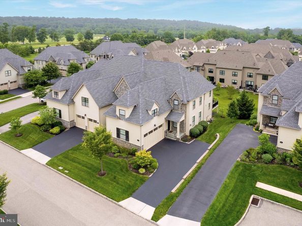 204 Pelham Court, Flourtown PA 19031