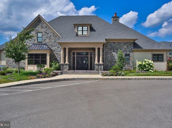 204 Pelham Court, Flourtown PA 19031