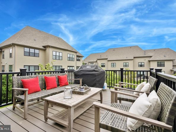 204 Pelham Court, Flourtown PA 19031