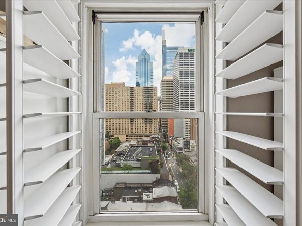 1901 Walnut Street 14F, Philadelphia PA 19103