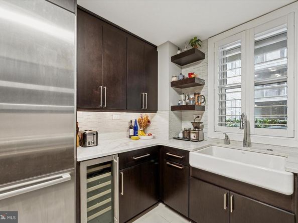 1901 Walnut Street 14F, Philadelphia PA 19103