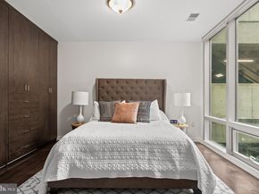 122 New Street 2C, Philadelphia PA 19106
