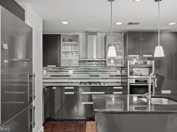 122 New Street 2C, Philadelphia PA 19106