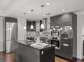 122 New Street 2C, Philadelphia PA 19106