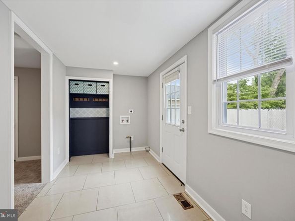 2415 Franklin Avenue, Secane PA 19018