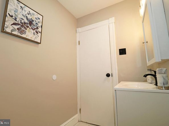 416 Jackson Avenue, Darby PA 19023