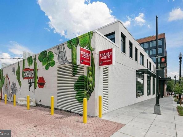 2320 Wisconsin Avenue NW 206, Washington DC 20007