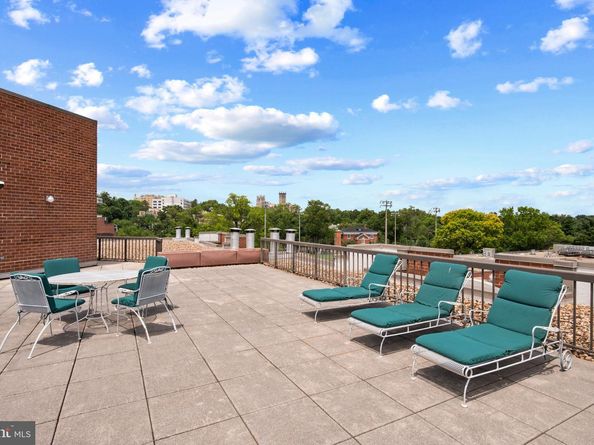 2320 Wisconsin Avenue NW 206, Washington DC 20007
