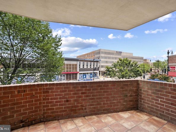 2320 Wisconsin Avenue NW 206, Washington DC 20007