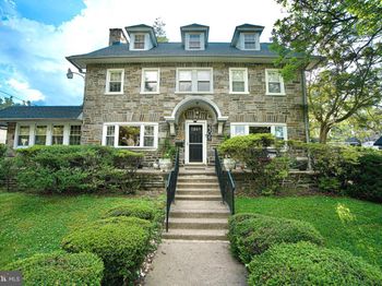 2306 N 52nd Street